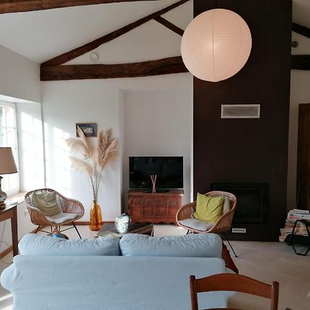 Gite Val Des Pres Villa Millac  Exterior foto